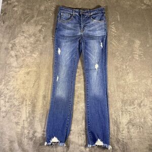 Risen women’s distressed frayed jeans Size 5